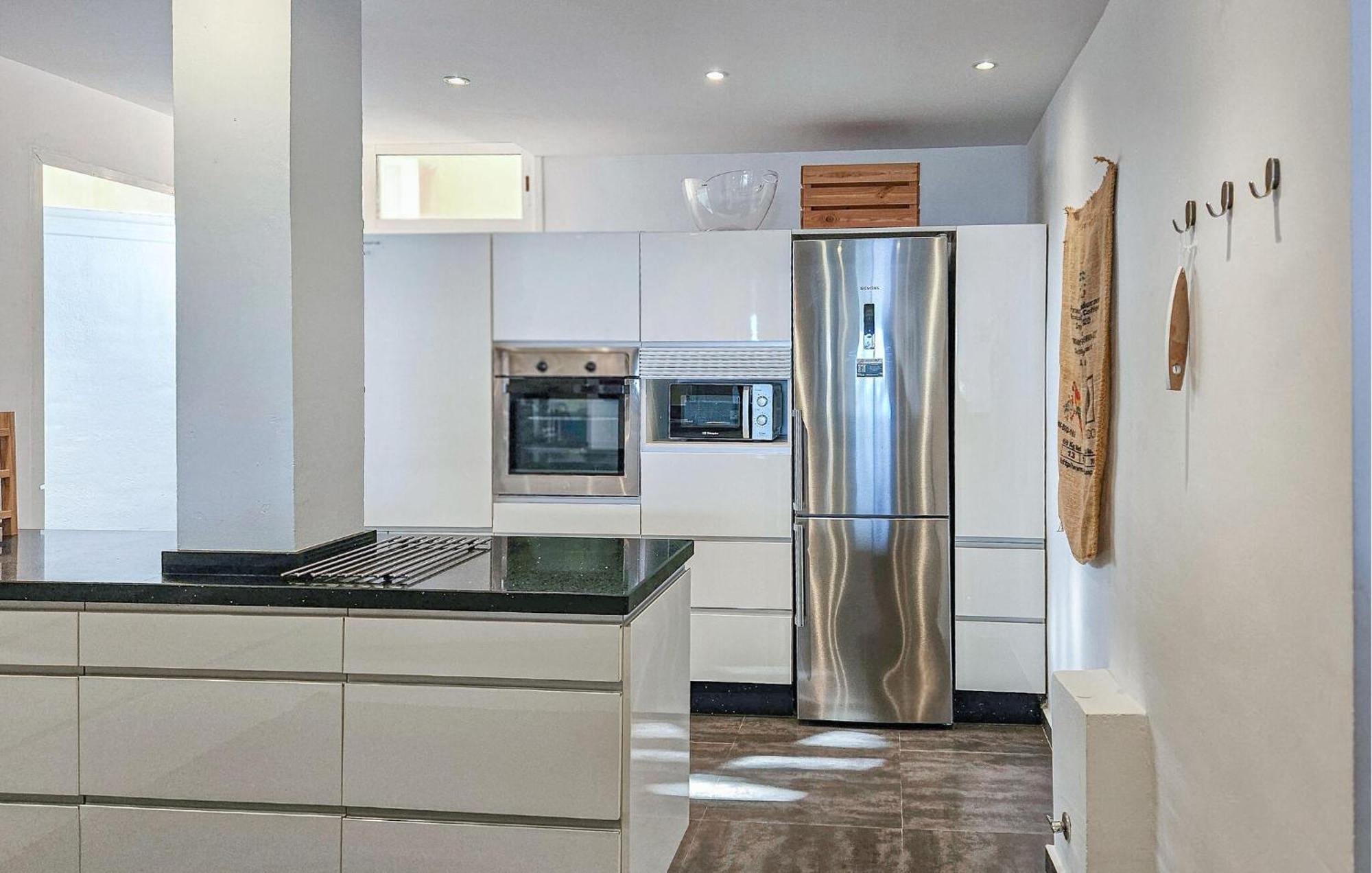 3 Bedroom Gorgeous Apartment In Calahonda Ситио-де-Калаонда Экстерьер фото