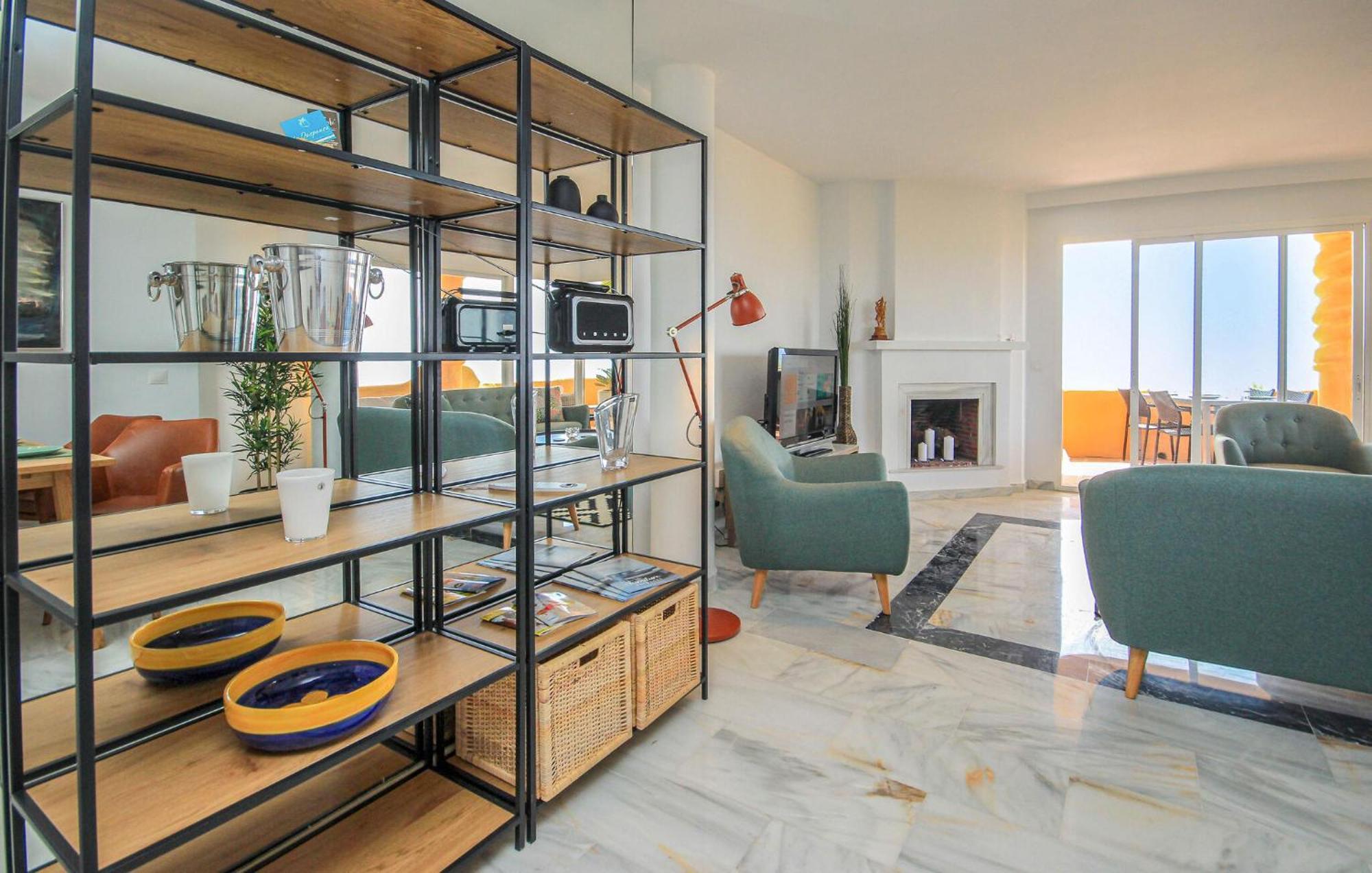 3 Bedroom Gorgeous Apartment In Calahonda Ситио-де-Калаонда Экстерьер фото