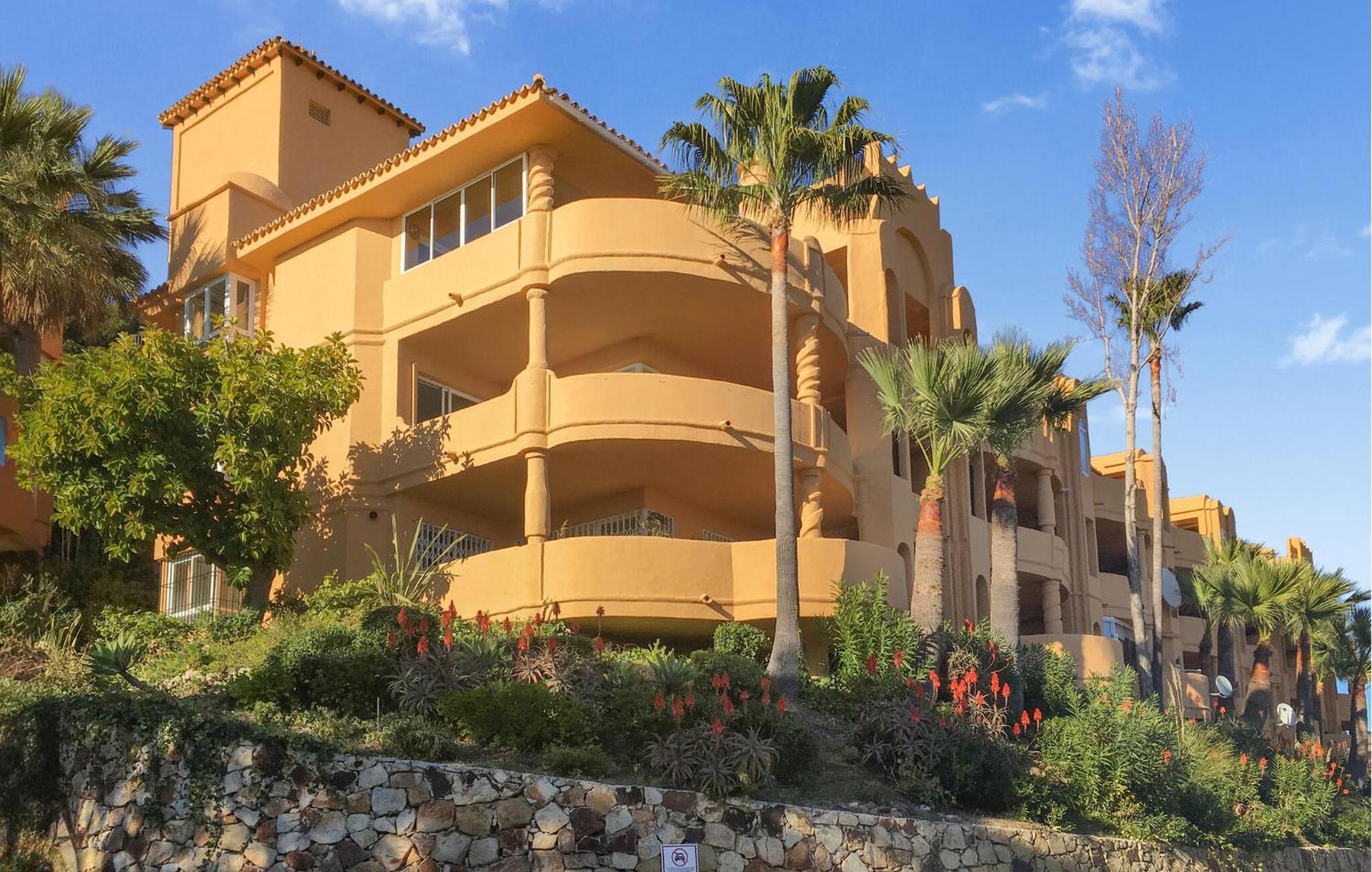 3 Bedroom Gorgeous Apartment In Calahonda Ситио-де-Калаонда Экстерьер фото